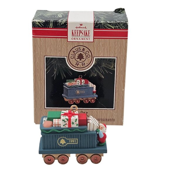 Hallmark Claus & Co RR Railroad Trestle Display Stand 4 Train Cars 1991 - Picture 5 of 12